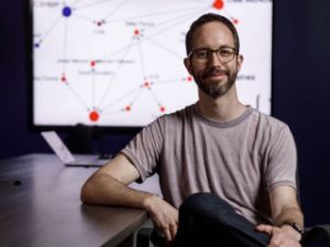 Bridging Political Divides With Artificial Intelligence